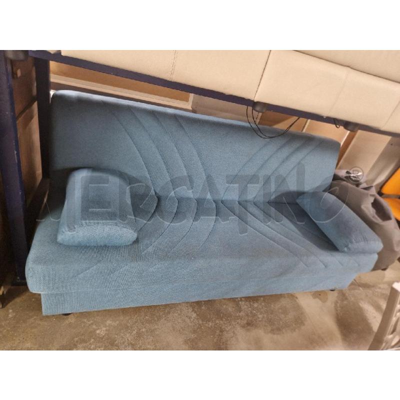 DIVANO BLU 3 POSTI | Mercatino dell'Usato Acerra 1