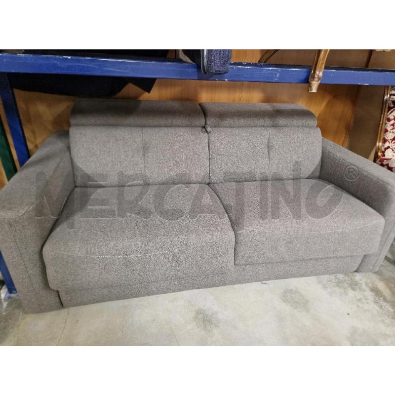 DIVANO LETTO GRIGIO  | Mercatino dell'Usato Acerra 1