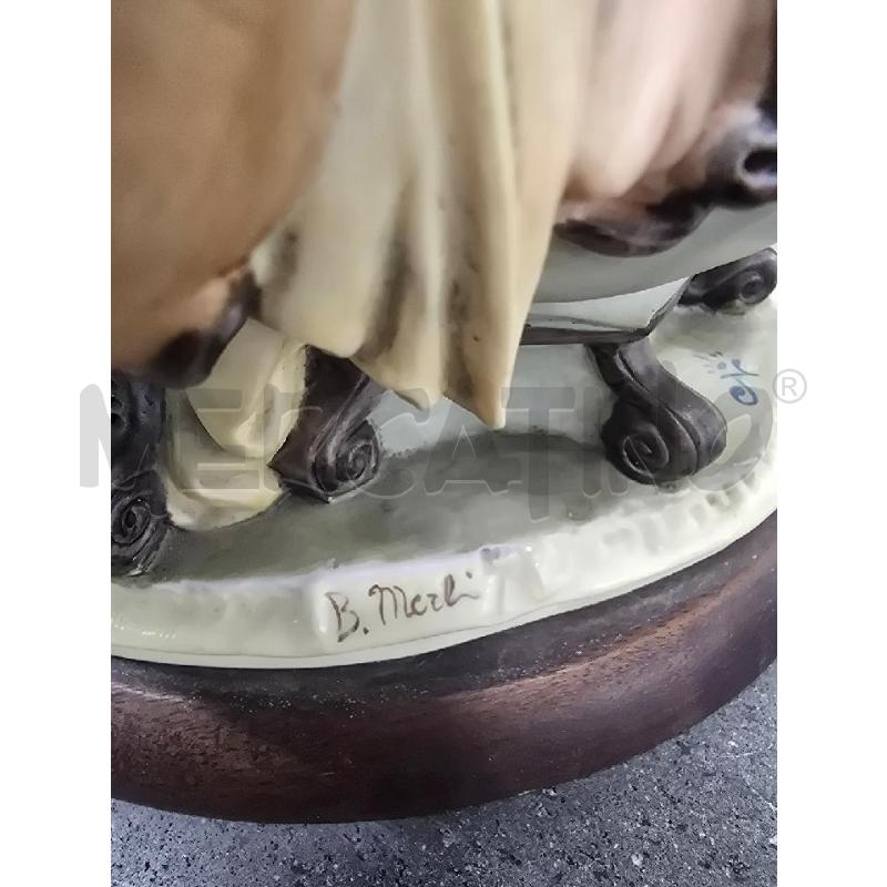 DONNA CON BAMBINO BASE LEGNO | Mercatino dell'Usato Acerra 3