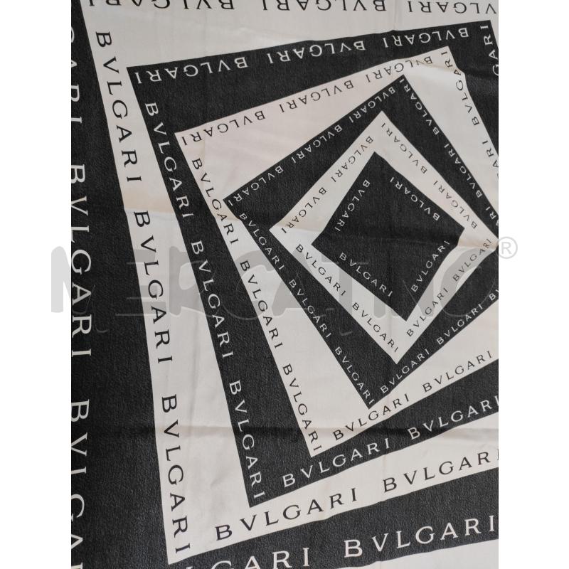 FOULARD BULGARI BIANCO NERO | Mercatino dell'Usato Acerra 1