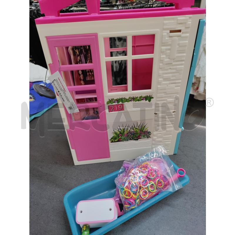 GIOCO CASA DI BARBIE+ACCESSORI | Mercatino dell'Usato Acerra 1