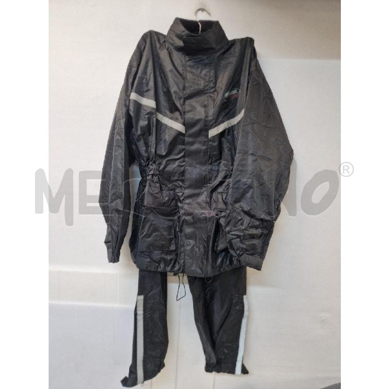 GIUBBINO+PANTALONE UOMO NERO PER MOTO SPARK | Mercatino dell'Usato Acerra 1