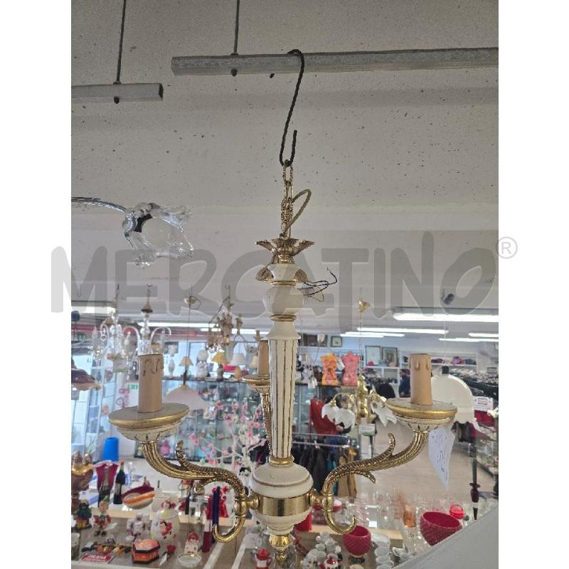 LAMPADARIO 3 LUCI BIANCO DORATO | Mercatino dell'Usato Acerra 1