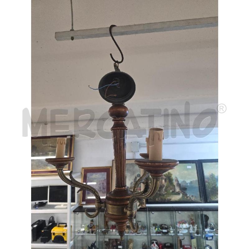 LAMPADARIO 3 LUCI LEGNO DECORO | Mercatino dell'Usato Acerra 1
