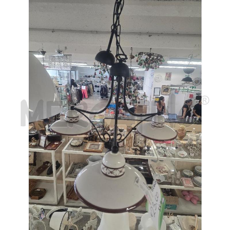 LAMPADARIO 3 LUCI MARRONE BIANCO | Mercatino dell'Usato Acerra 1