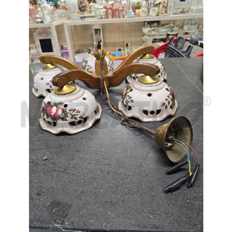 LAMPADARIO 5 LUCI MARRONE  | Mercatino dell'Usato Acerra 1