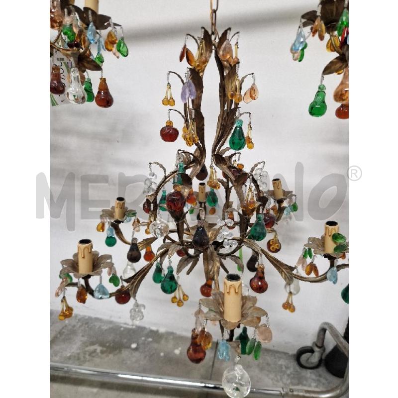 LAMPADARIO DORATO CON PENDENTI CRISTALLO A FORMA DI FRUTTA | Mercatino dell'Usato Acerra 1