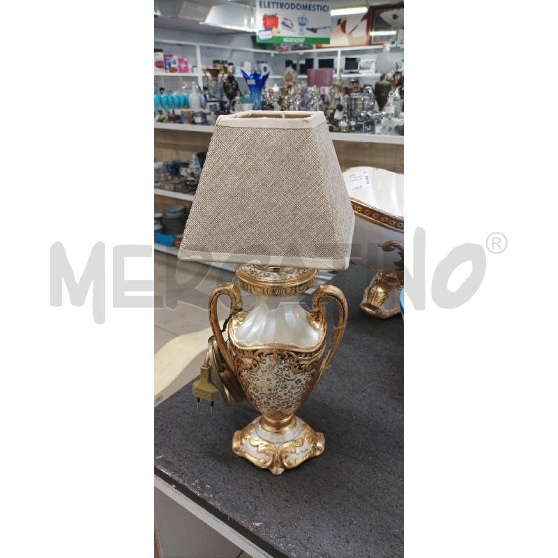 LAMPADA BEIGE VIA VENETO DA RIVEDERE | Mercatino dell'Usato Acerra 1