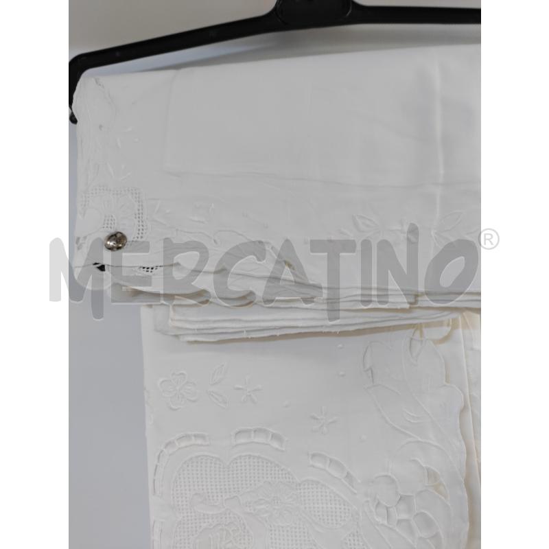 LENZUOLO MATRIMONIALE+2FEDERE  BIANCO TRAFORATE | Mercatino dell'Usato Acerra 2