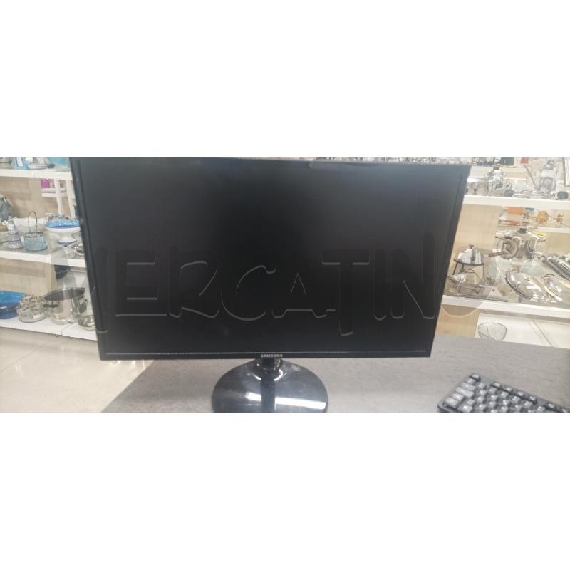 MONITOR SAMSUNG | Mercatino dell'Usato Acerra 1