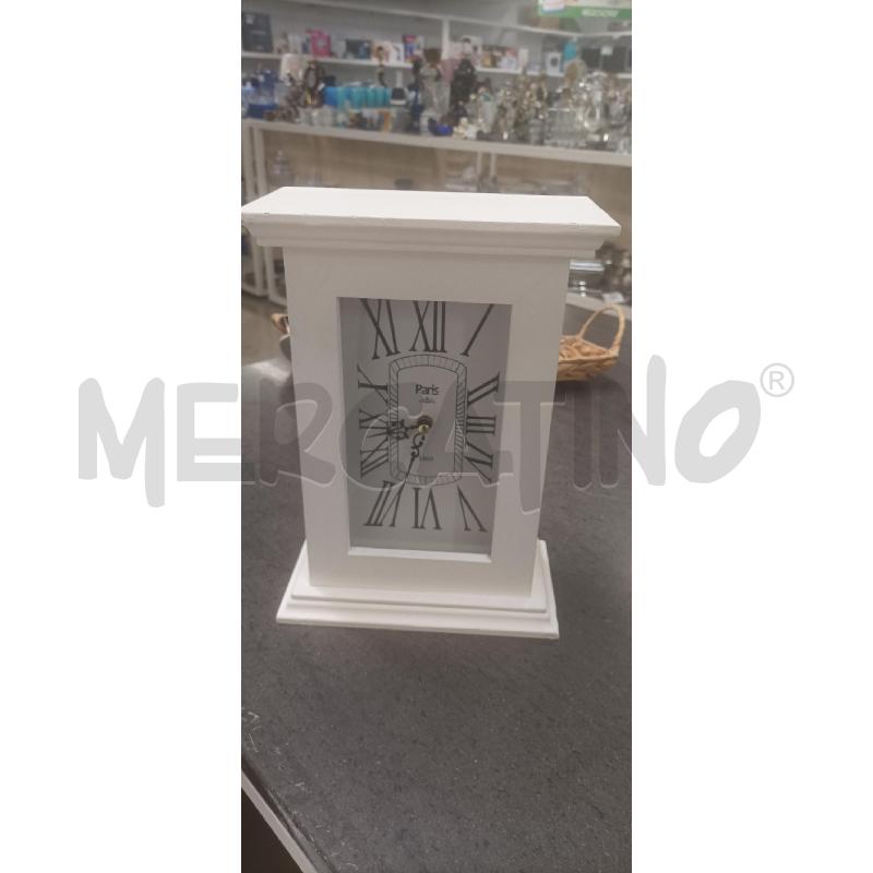 OROLOGIO BIANCO SCRITTA PARIS | Mercatino dell'Usato Acerra 1