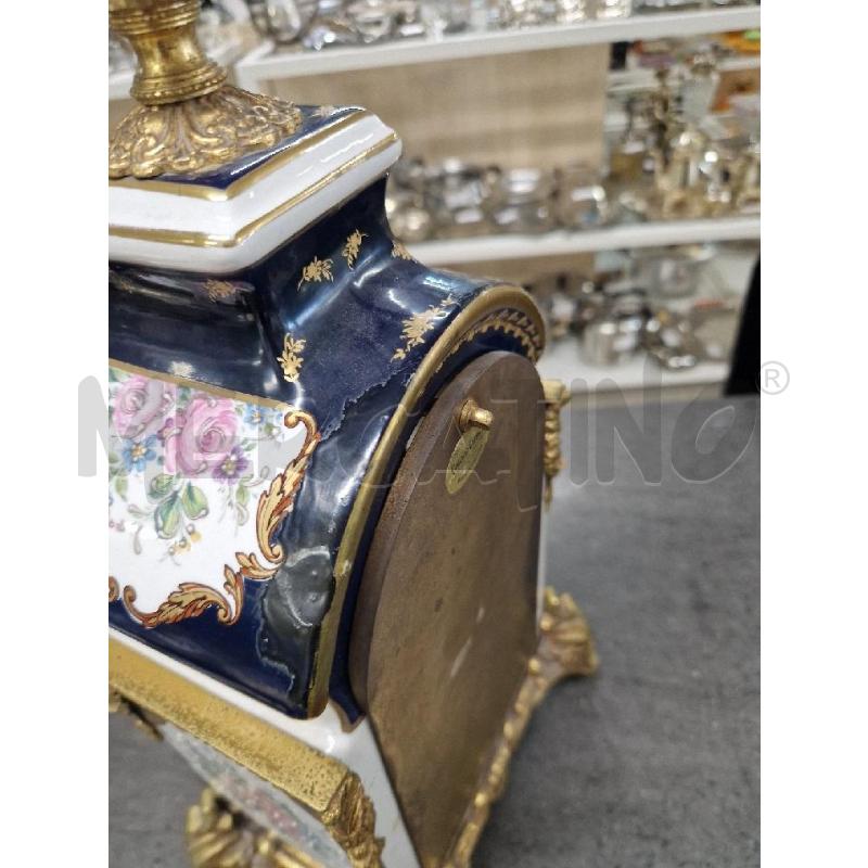 OROLOGIO DA TAVOLO BIANCO BLU FIORI FUNZIONANTE | Mercatino dell'Usato Acerra 4