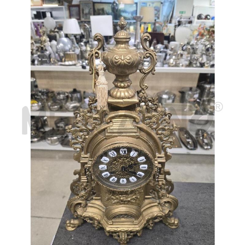 OROLOGIO DORATO DECORI  | Mercatino dell'Usato Acerra 1