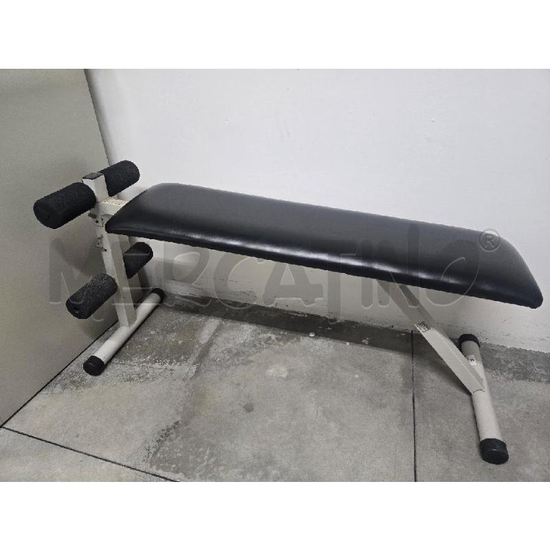 PANCA NERA PER ESERCIZI FITNESS | Mercatino dell'Usato Acerra 1
