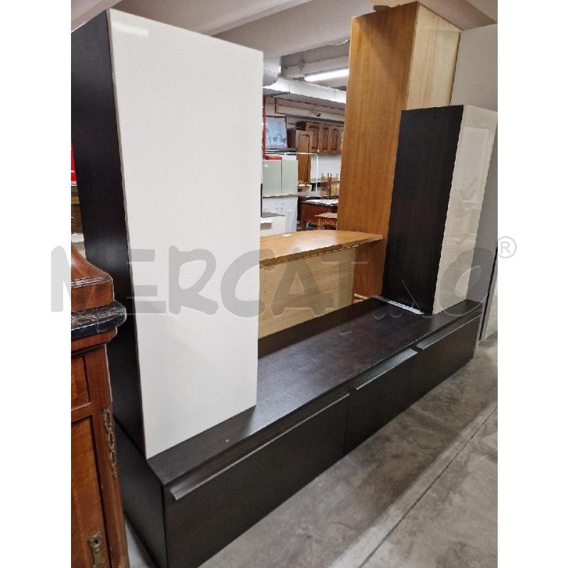 PARETE ATTREZZATA BIANCO WENGE | Mercatino dell'Usato Acerra 1