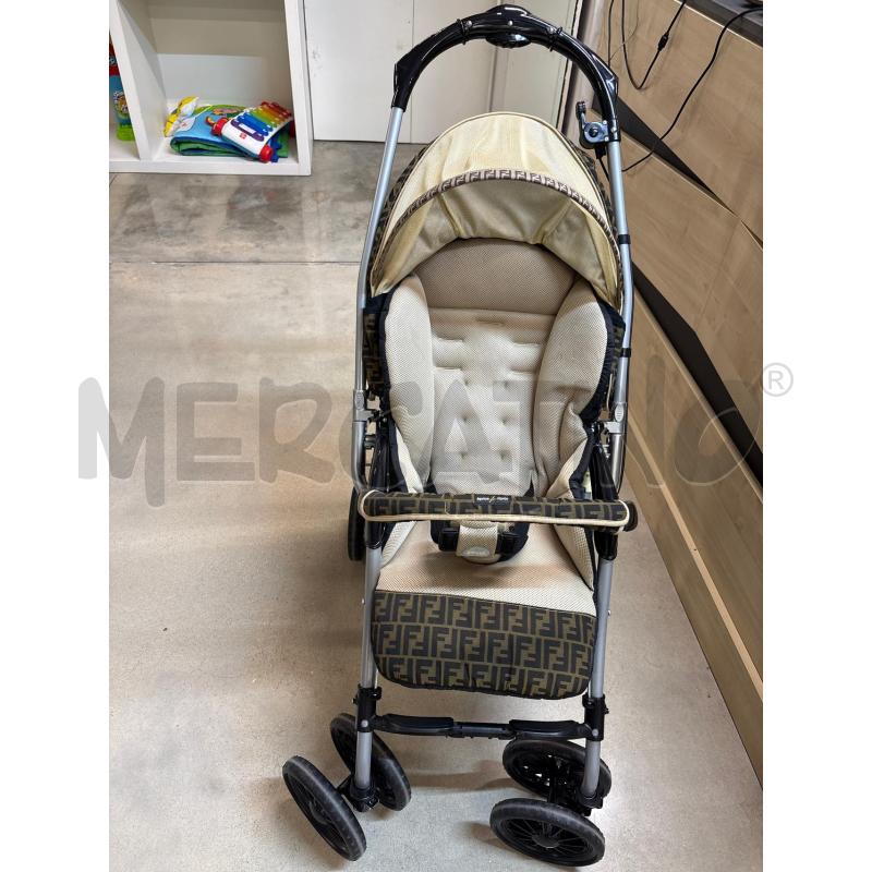 PASSEGGINO FENDI MARRONE BEIGE | Mercatino dell'Usato Acerra 1