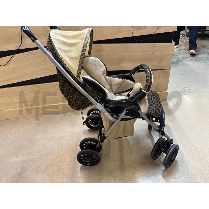 PASSEGGINO FENDI MARRONE BEIGE | Mercatino dell'Usato Acerra 2