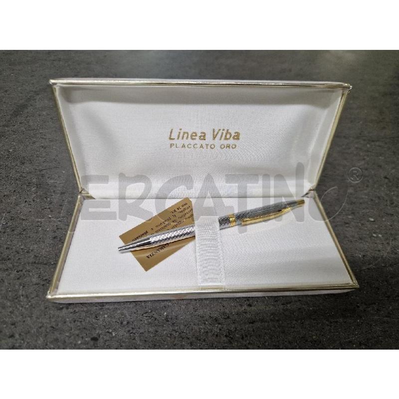 PENNA A SFERA SILVER DORATA VIDA | Mercatino dell'Usato Acerra 1