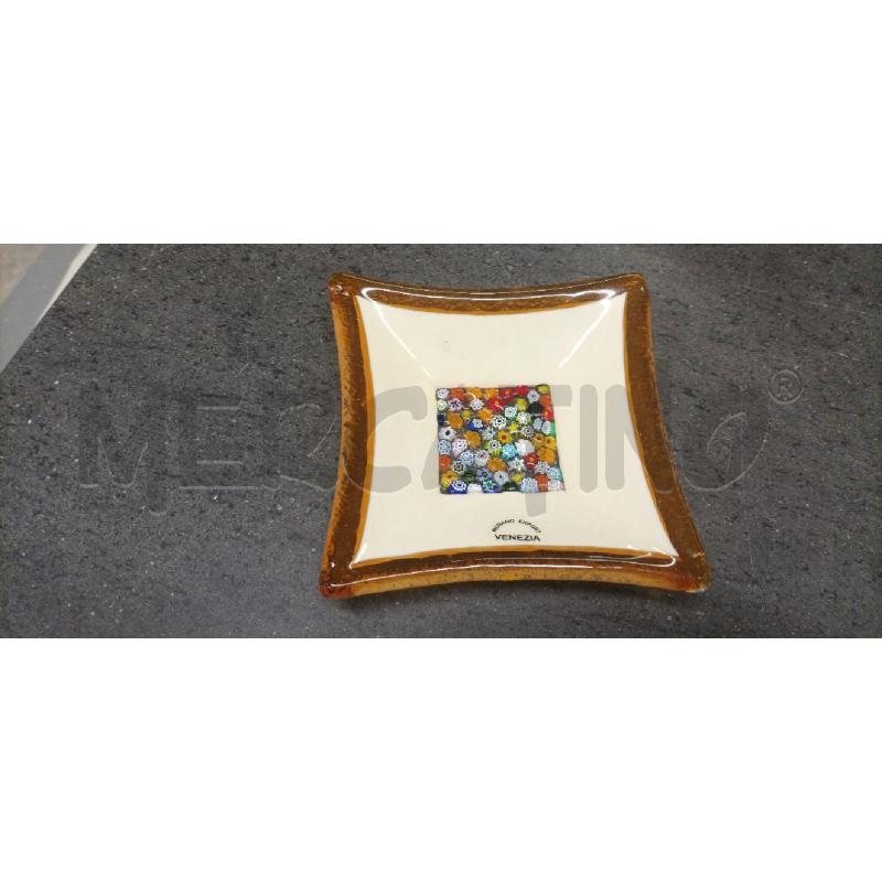 PIATTINO QUADRATO BEIGE STRISCIA GIALLO | Mercatino dell'Usato Acerra 1