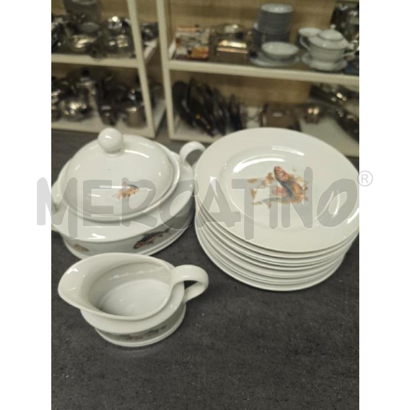 PIATTI PZ. 10+ZUPPIERA+SALSIERA BIANCHI PESCE FIGURA | Mercatino dell'Usato Acerra 1