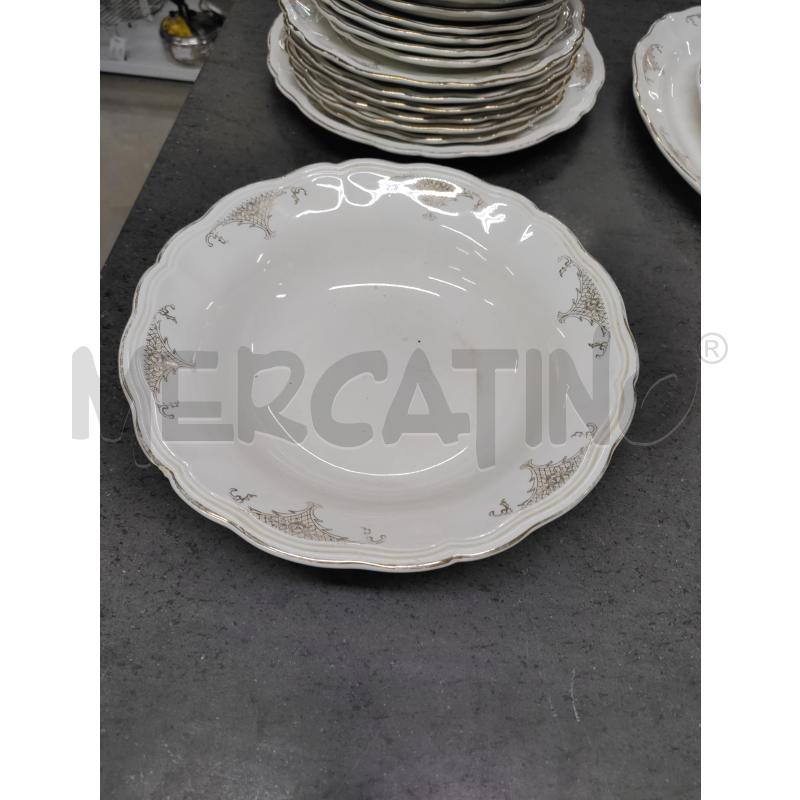 PIATTI PZ. 18+ 4 PZ BIANCO DORATO FIORI  | Mercatino dell'Usato Acerra 3