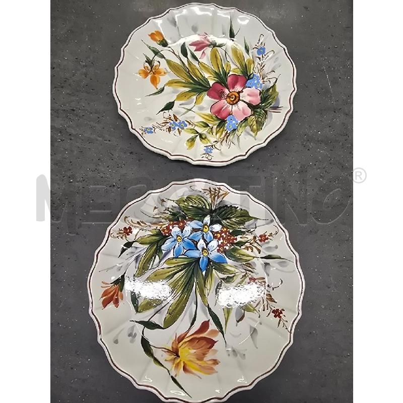 PIATTI PZ. 2 BIANCHI DEC. FIORI  | Mercatino dell'Usato Acerra 1