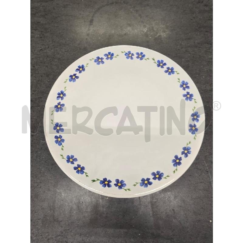 PIATTI PZ. 6 BIANCHI FIORI BLU GRANDI | Mercatino dell'Usato Acerra 1