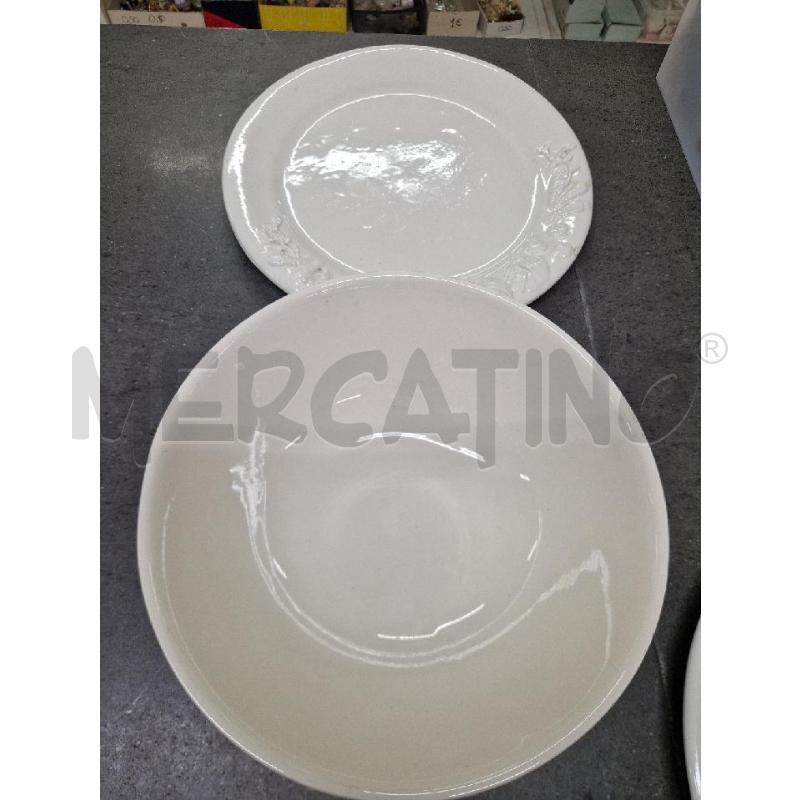 PIATTO +ZUPPIERA BIANCO BORDO FRUTTA | Mercatino dell'Usato Acerra 2