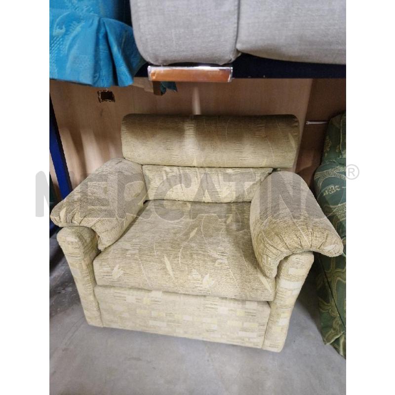 POLTRONA TESSUTO BEIGE | Mercatino dell'Usato Acerra 1