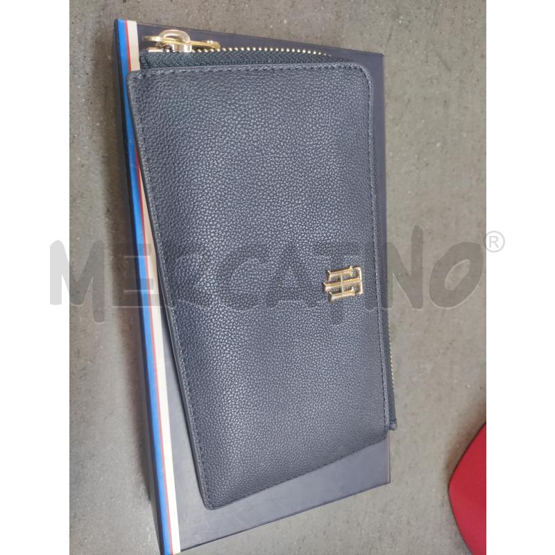 PORTA FOGLIO HILFIGER BLU | Mercatino dell'Usato Acerra 1