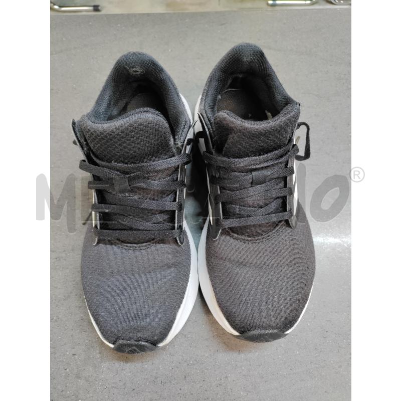 SCARPE ADIDAS NERO BIANCO | Mercatino dell'Usato Acerra 1