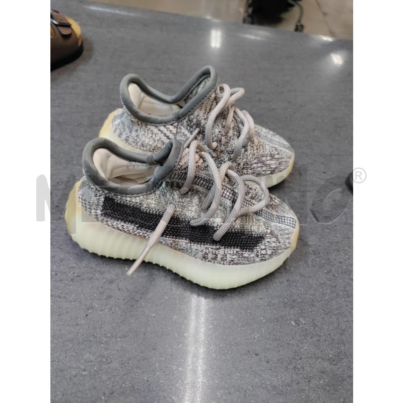 SCARPE BAMBINO ADIDAS YEEZY BEIGE  | Mercatino dell'Usato Acerra 2