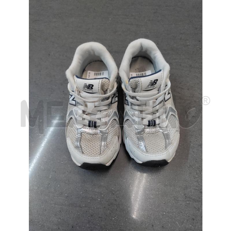 SCARPE BAMBINO NEW BALANCE BIANCO GRIGIO | Mercatino dell'Usato Acerra 1
