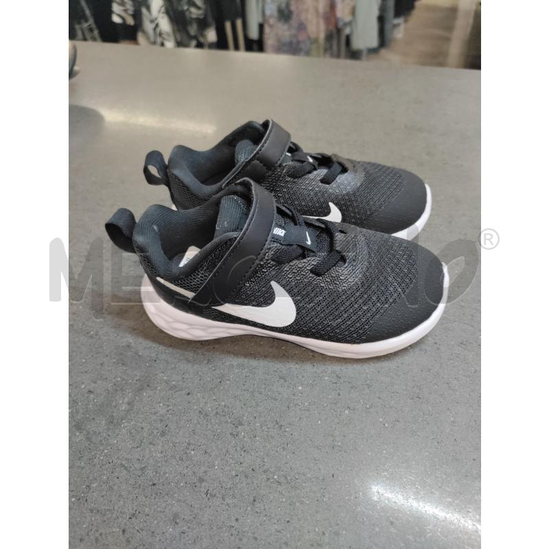 SCARPE BAMBINO NIKE NERO BIANCO TESSUTO | Mercatino dell'Usato Acerra 2