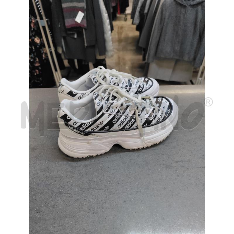 SCARPE DONNA ADIDAS BIANCO SCRITTA NERO | Mercatino dell'Usato Acerra 2