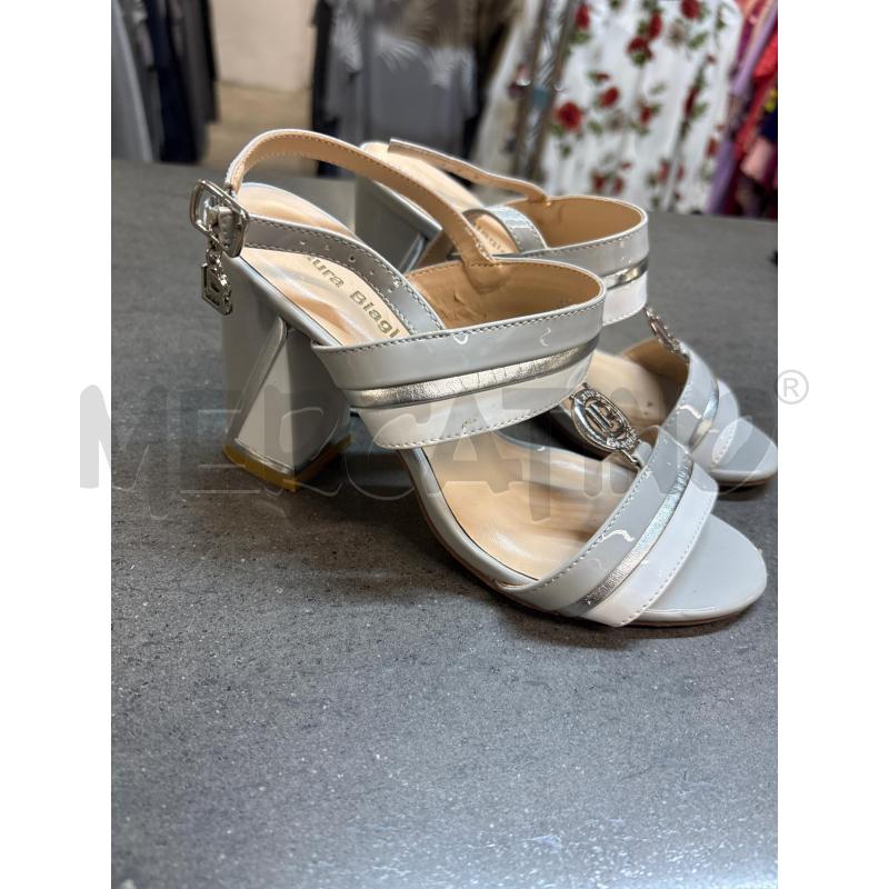 SCARPE DONNA LAURA BIAGIOTTI GRIGIO CON TACCO | Mercatino dell'Usato Acerra 2