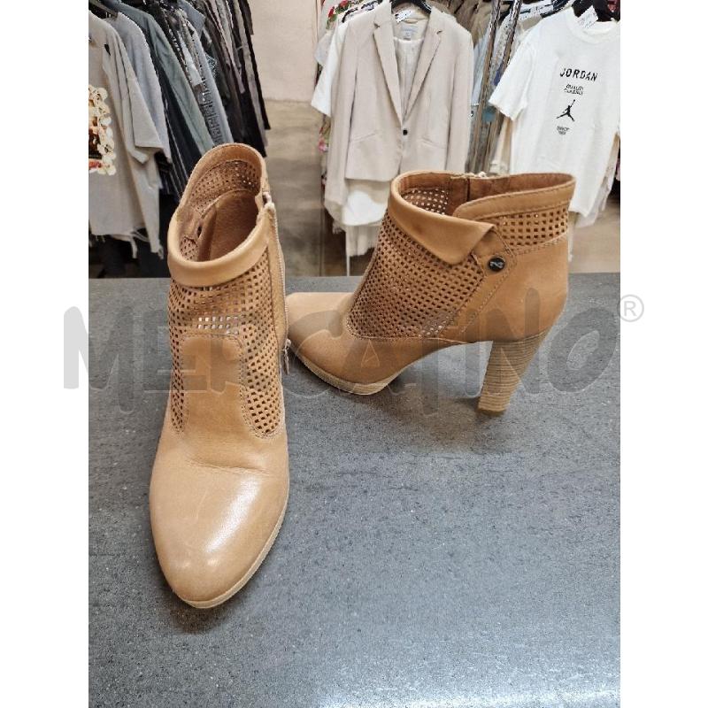 SCARPE DONNA MARRONE NEROGIARDINI | Mercatino dell'Usato Acerra 2