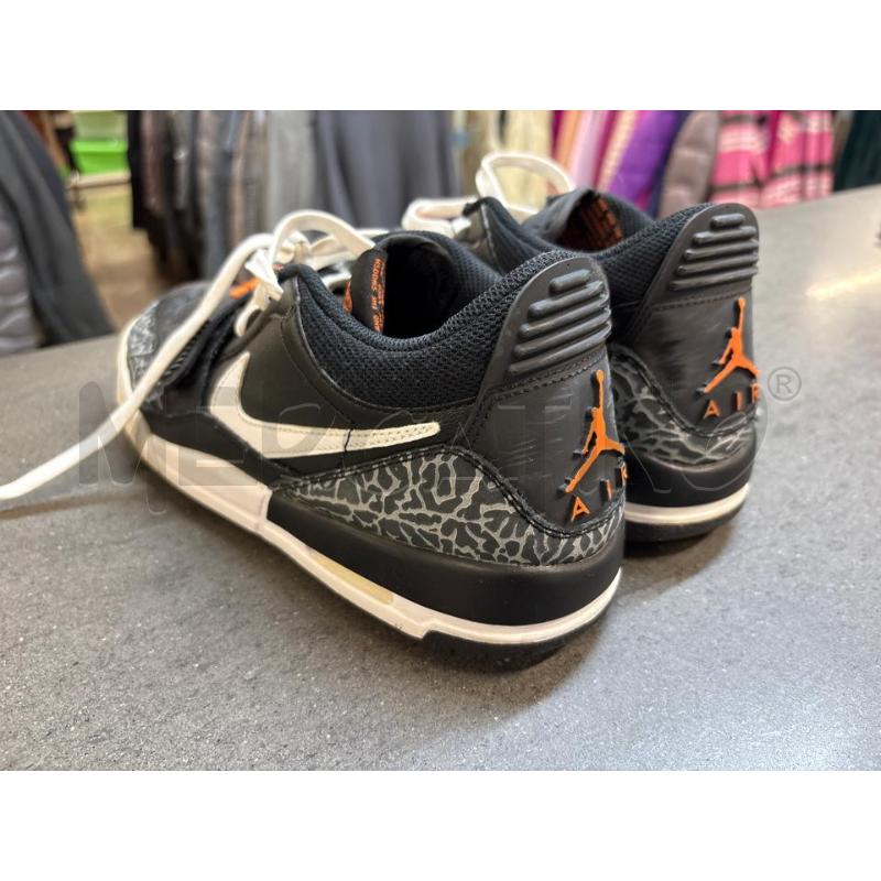 SCARPE DONNA NIKE AIR JORDAN NERO BIANCO ARANCIONE | Mercatino dell'Usato Acerra 3