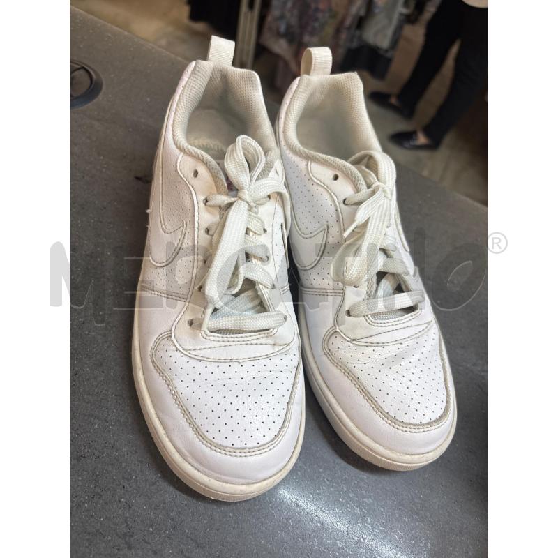 SCARPE DONNA NIKE BIANCO | Mercatino dell'Usato Acerra 1