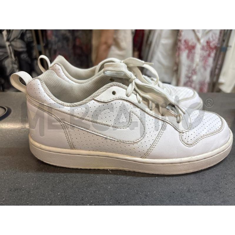SCARPE DONNA NIKE BIANCO | Mercatino dell'Usato Acerra 2