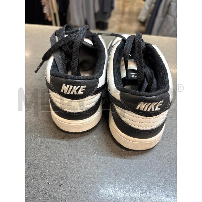 SCARPE DONNA NIKE BIANCO NERO | Mercatino dell'Usato Acerra 3