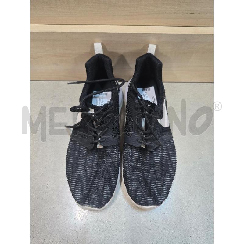 SCARPE DONNA NIKE NERO BIANCO RETINATO | Mercatino dell'Usato Acerra 1