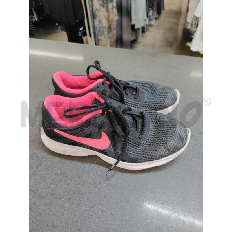 SCARPE DONNA NIKE NERO ROSA | Mercatino dell'Usato Acerra 2