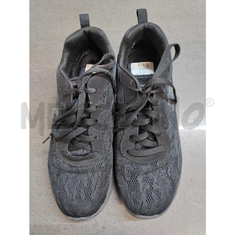 SCARPE DONNA SKECHERS NERO MERLETTO NEERO | Mercatino dell'Usato Acerra 1