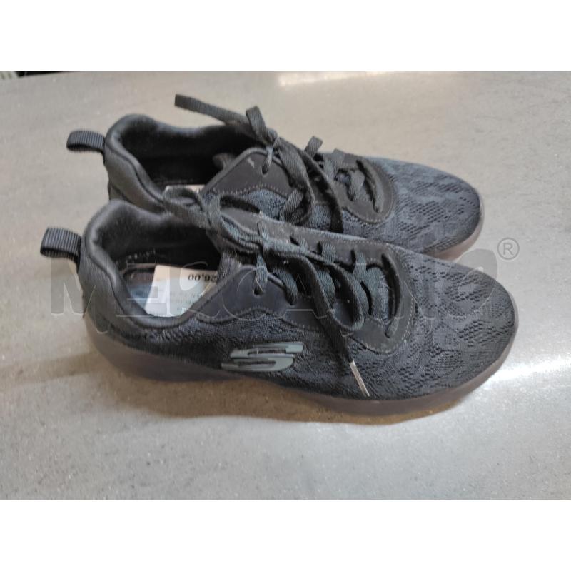 SCARPE DONNA SKECHERS NERO MERLETTO NEERO | Mercatino dell'Usato Acerra 2