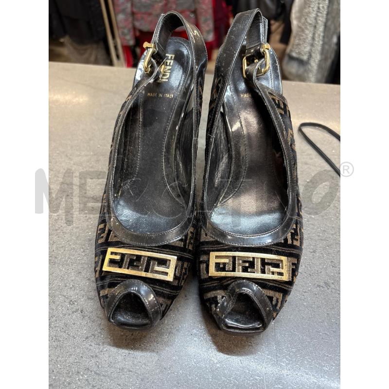 SCARPE DONNA TACCHI FENDI NERO FIBIA DORATA | Mercatino dell'Usato Acerra 1