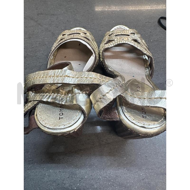 SCARPE DONNA TOMMY HILFIGER DORATO CON ZEPPA | Mercatino dell'Usato Acerra 3