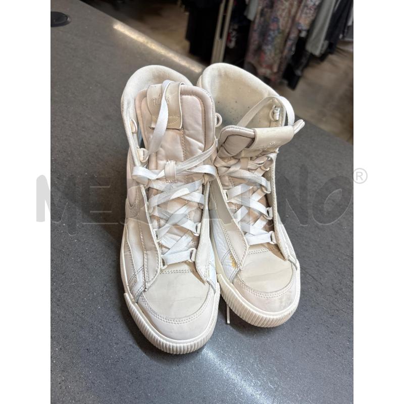 SCARPE NIKE COLLO ALTO BIANCO | Mercatino dell'Usato Acerra 1