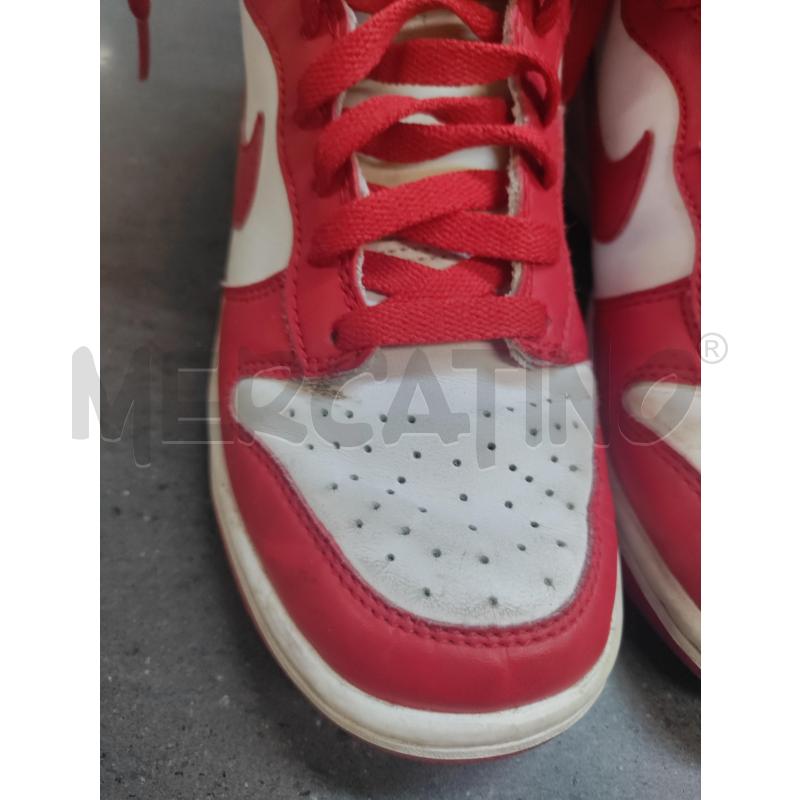 SCARPE NIKE ROSSO BIANCO | Mercatino dell'Usato Acerra 2