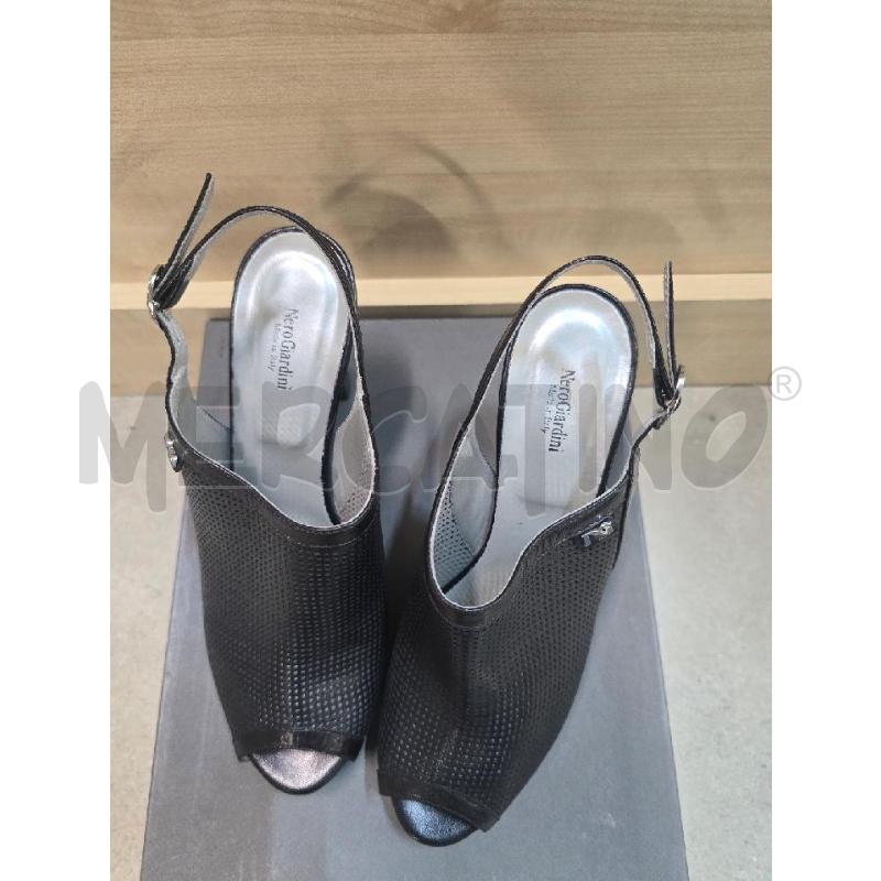 SCARPE TACCHI NEROGIARDINI NERO TRAFORATO | Mercatino dell'Usato Acerra 2
